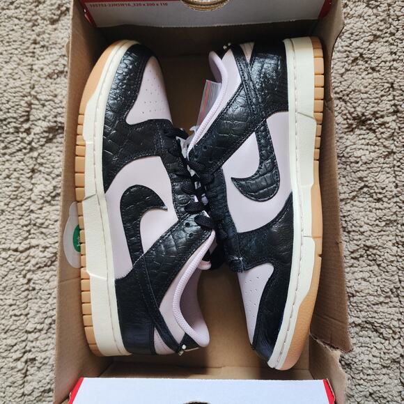 Nike Dunk Low Black Platinum Violet Croc Brand New Sz 9 - Picture 10 of 10